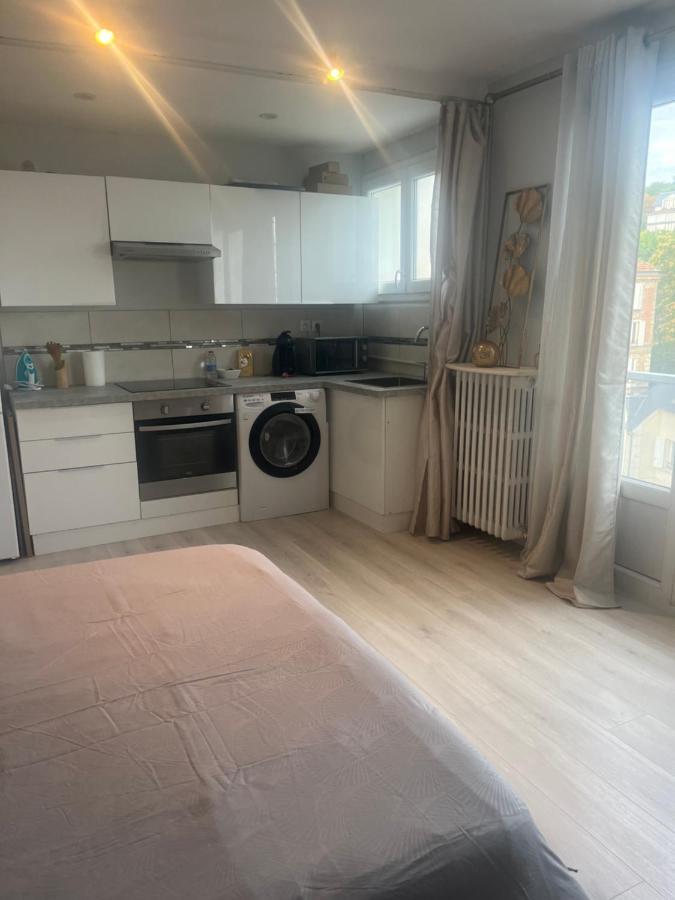 Le Serenityappart Suresnes Exterior foto